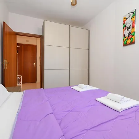 Casa Alessia-300mt To & Center Peschiera Apartment *