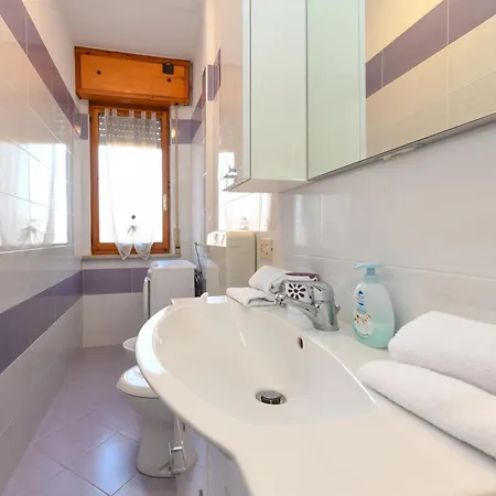 Casa Alessia-300mt To & Center Peschiera Apartment