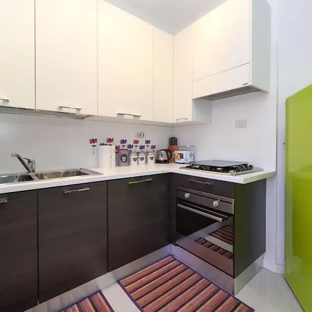 Apartment Casa Alessia-300mt To & Center Of Peschiera